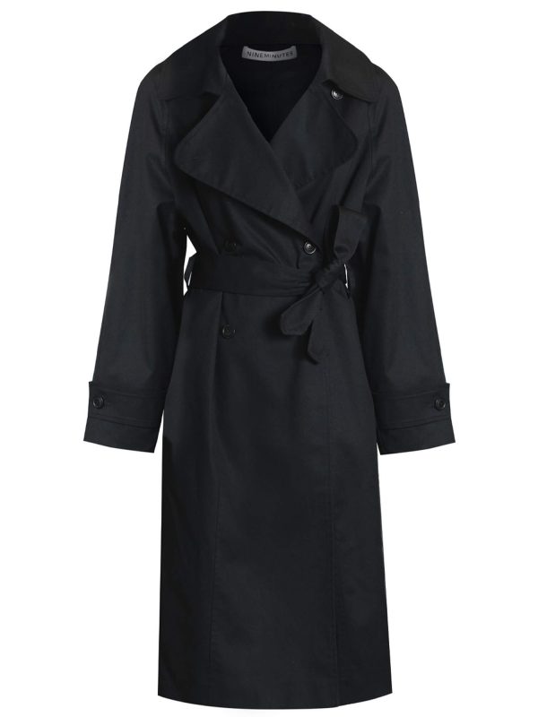 <b>NINEMINUTES</b><br/>THE WOMAN TRENCH