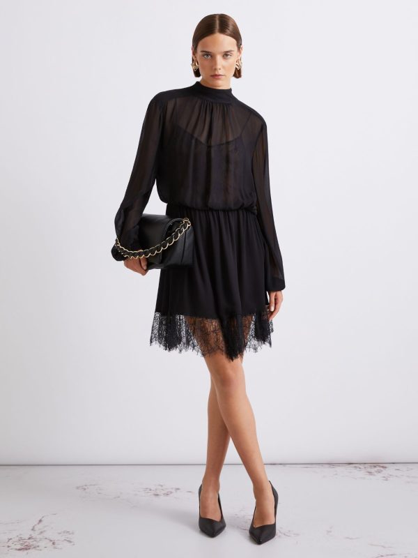 <b>MARELLA ★ SS26</b><br/>MLLRIVETTO 02