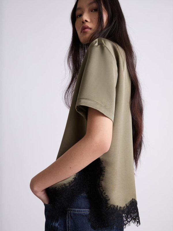 <b>MARELLA ★ SS26</b><br/>MLICARIOCA 01