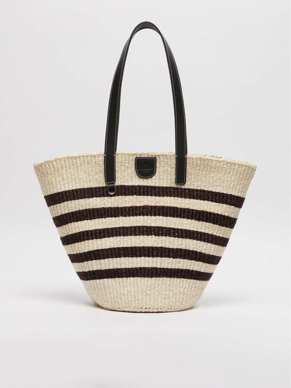 <b>WEEKEND MAXMARA</b><br/>WKAGENNAIO 02