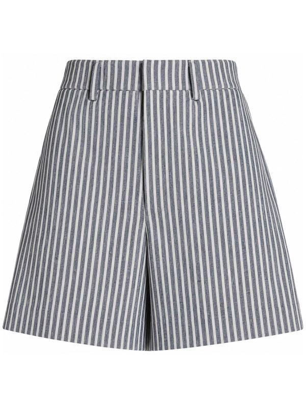 <b>NINEMINUTES</b><br/>THE TENNIS SHORT BARRÉ