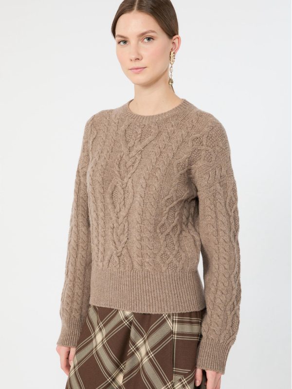 <b>WEEKEND MAXMARA</b><br/>WKDALBEN 04